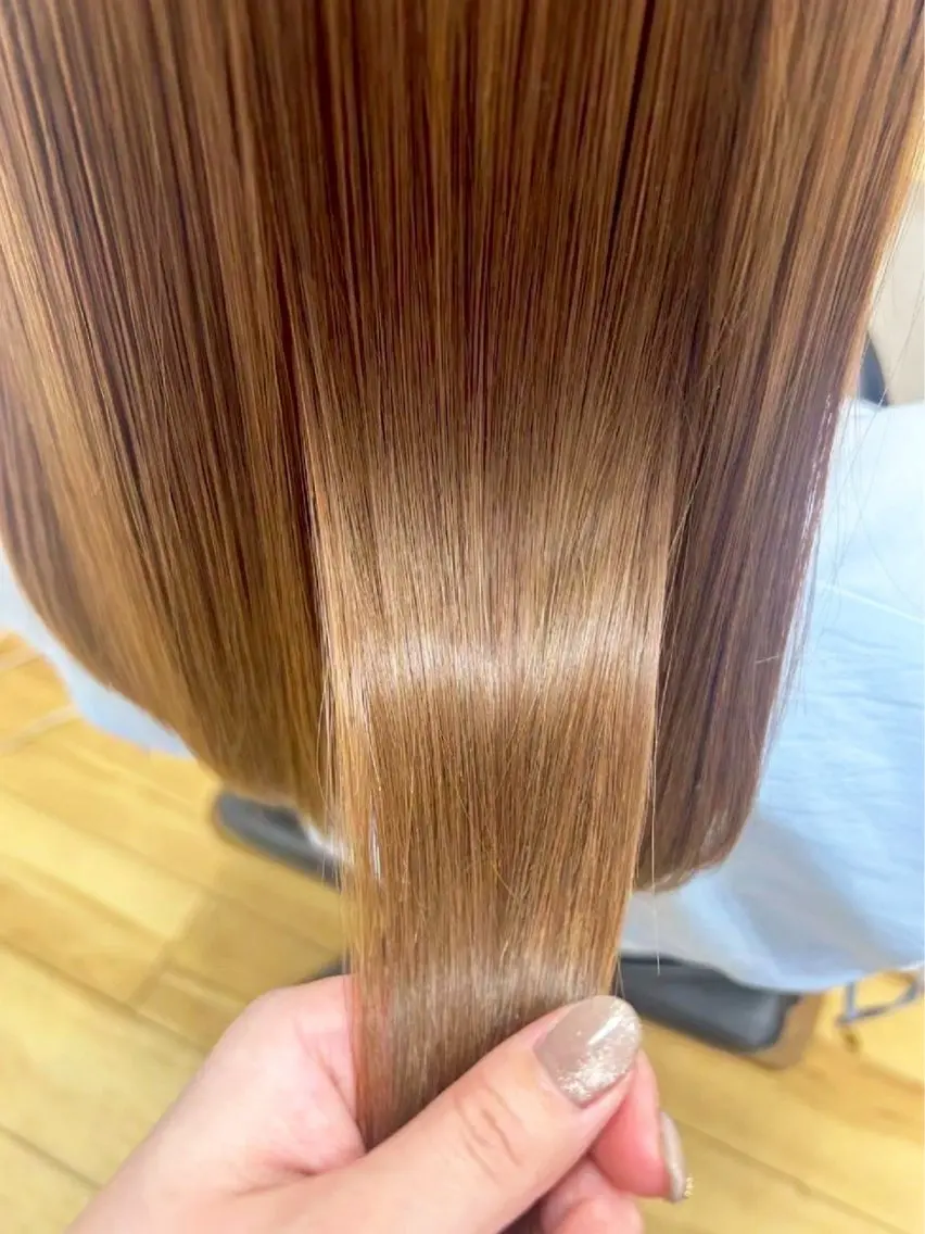 カラー ヘアカラー MOLLA 大井陽菜のヘアスタイル