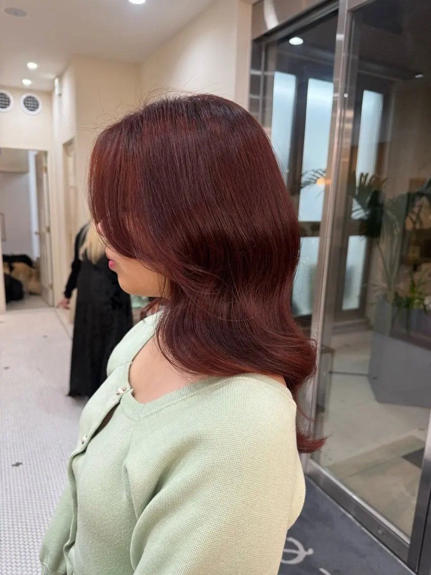 セミロング カラー ヘアアレンジ 山下 莉歩のヘアスタイル