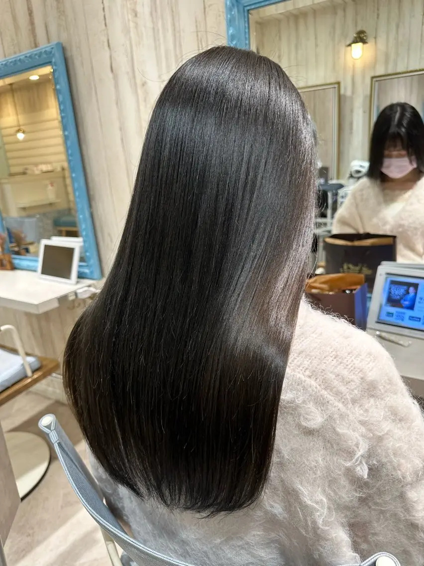 ロング カット ヘアカラー トリートメント 【✨髪質改善✨】 西岡　航成のヘアスタイル
