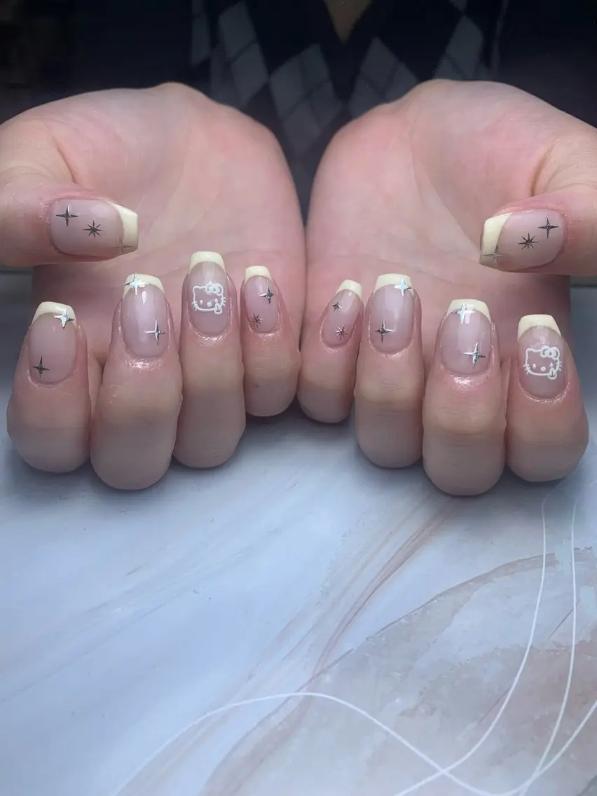 ネイル akina nailsのネイルデザイン