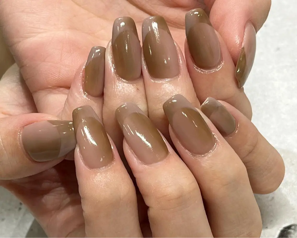 ネイル フレンチネイル オンブレフレンチ Amu's chikakoのネイルデザイン