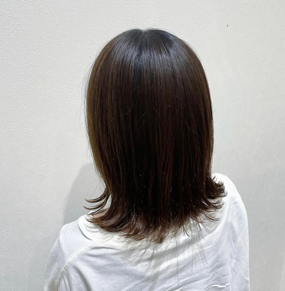 ミディアム カット ナチュラルカラー 児玉優香のヘアスタイル