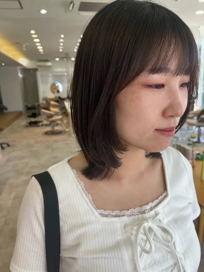 ミディアム カラー ミディアムレイヤー 透明感カラー くびれヘア 顔まわりレイヤー 顔周りカット カット ヘアカラー トリートメント cana 札幌レイヤースタイルのヘアスタイル