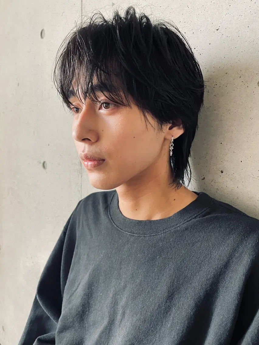 ミディアム パーマ メンズ ミディアムパーマ メンズパーマ ニュアンスパーマ カット パーマ トリートメント ヘッドスパ ruki yabeのヘアスタイル