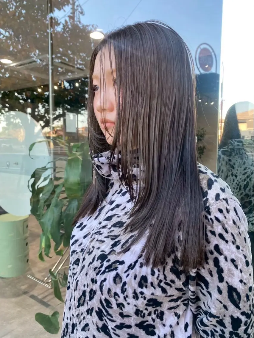 ロング カラー ヘアカラー トリートメント ヘッドスパ qpulaあいみ 透明感カラーのヘアスタイル