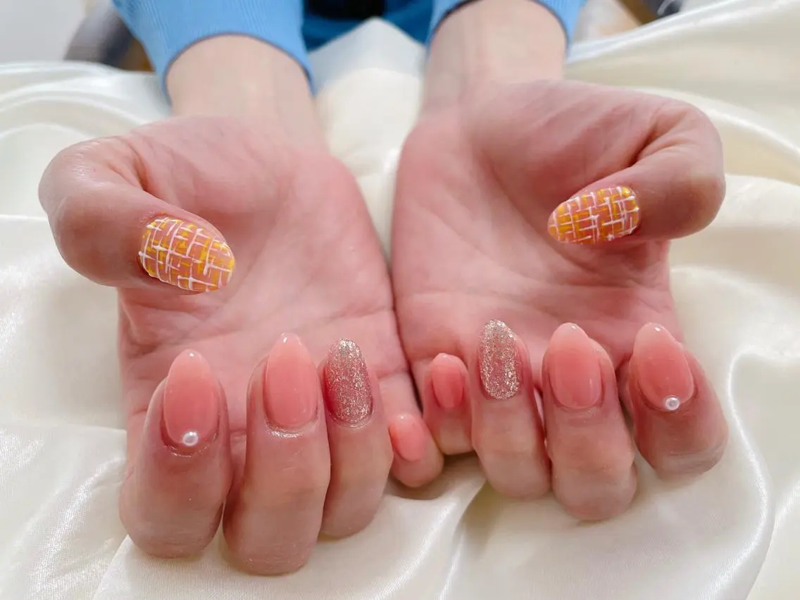 ネイル ハンドネイル mogunail &blowのネイルデザイン