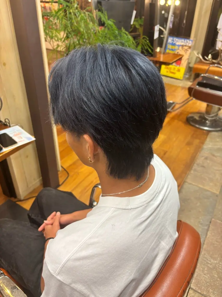 カラー メンズ ネイビーカラー ヘアカラー NAGONSTYLE 田村　莉生のヘアスタイル