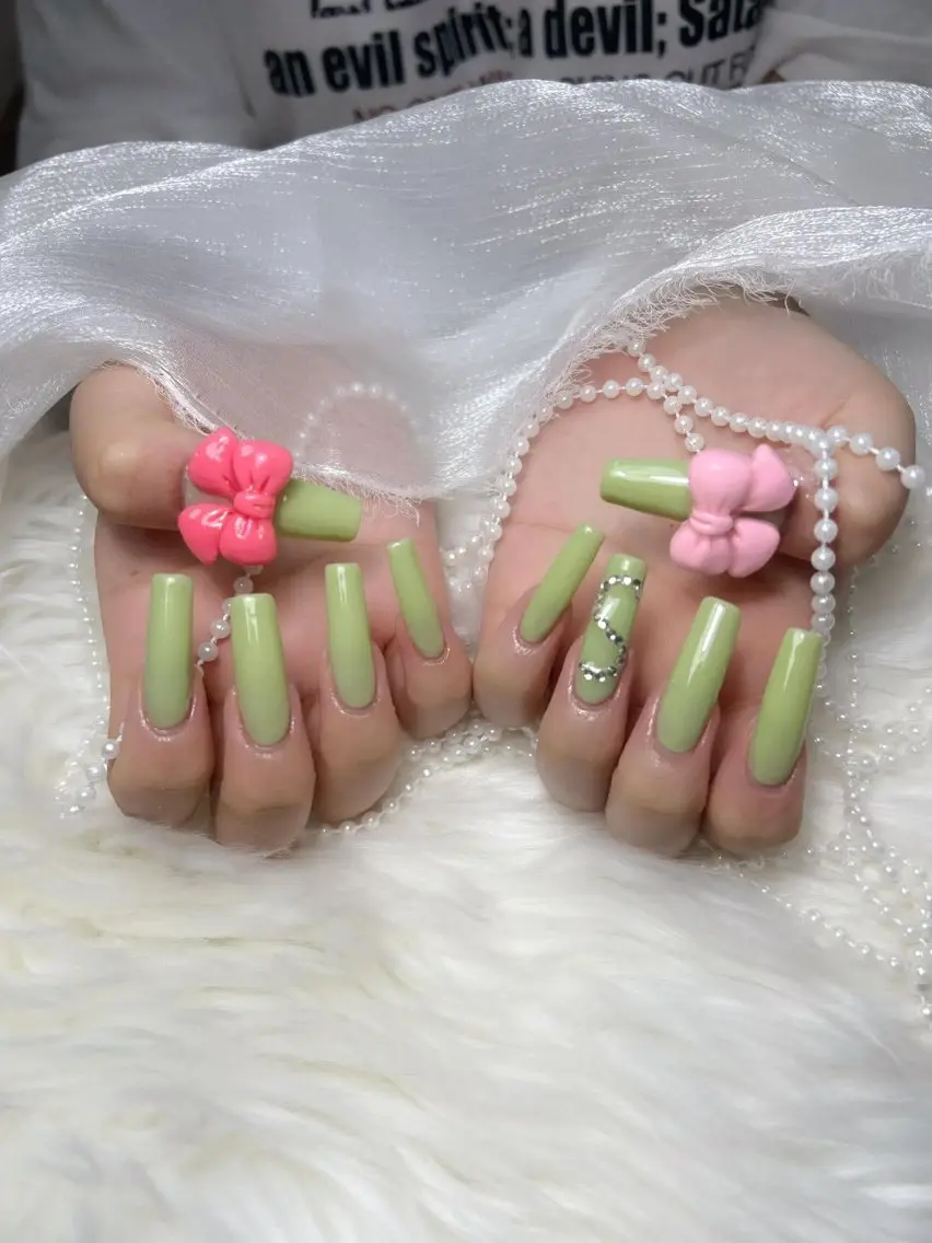 ネイル フットネイル フレンチネイル グラデーション 韓国ネイル マグネットネイル ハンドネイル ハンドケア Hara Nail 【持ち込みOK】のネイルデザイン