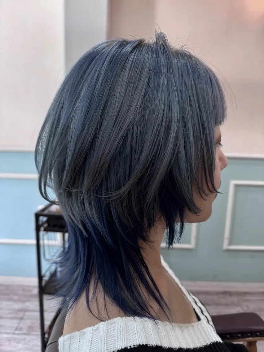 セミロング カラー ブルーカラー 髪質改善 ウルフカット カット ヘアカラー トリートメント 新越谷noble店長 松本拓也▶◀*.のヘアスタイル