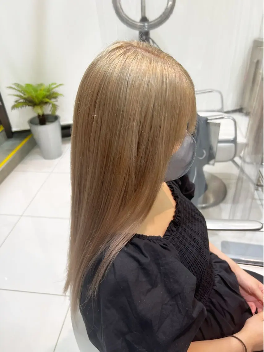 🫶🏻外国人風🫶🏻カット＋カラー＋極潤トリートメントの写真
