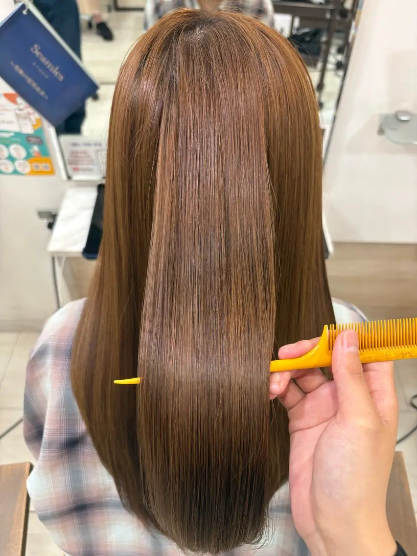 ロング トリートメント 栗田 優月のヘアスタイル