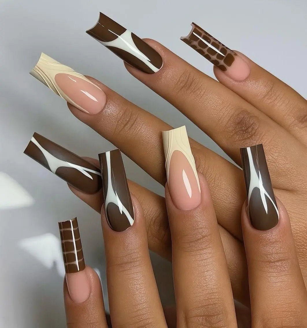 ネイル フレンチネイル ジェルネイル ガラスフレンチ ハロウィン ハート H.baby Nail Salonのネイルデザイン