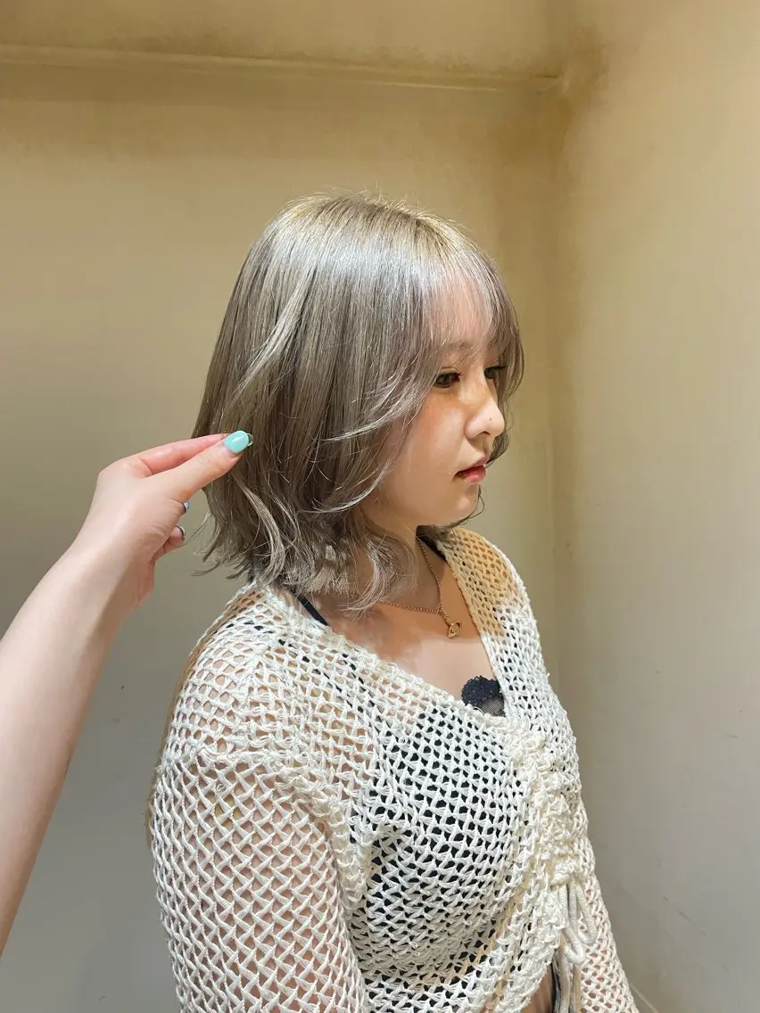 ミディアム ヘアカラー 長谷 若奈のヘアスタイル