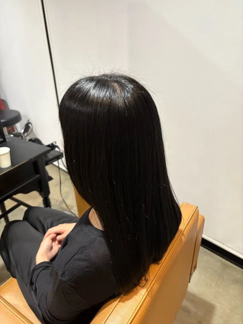 ロング カラー 川東 惟来のヘアスタイル