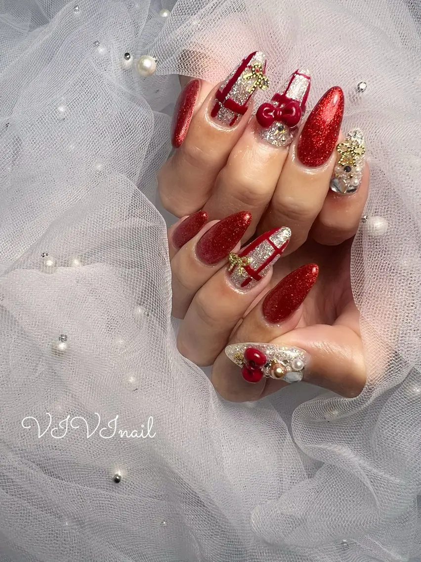 ネイル 冬ネイル クリスマス ハンドネイル vivi nailのネイルデザイン