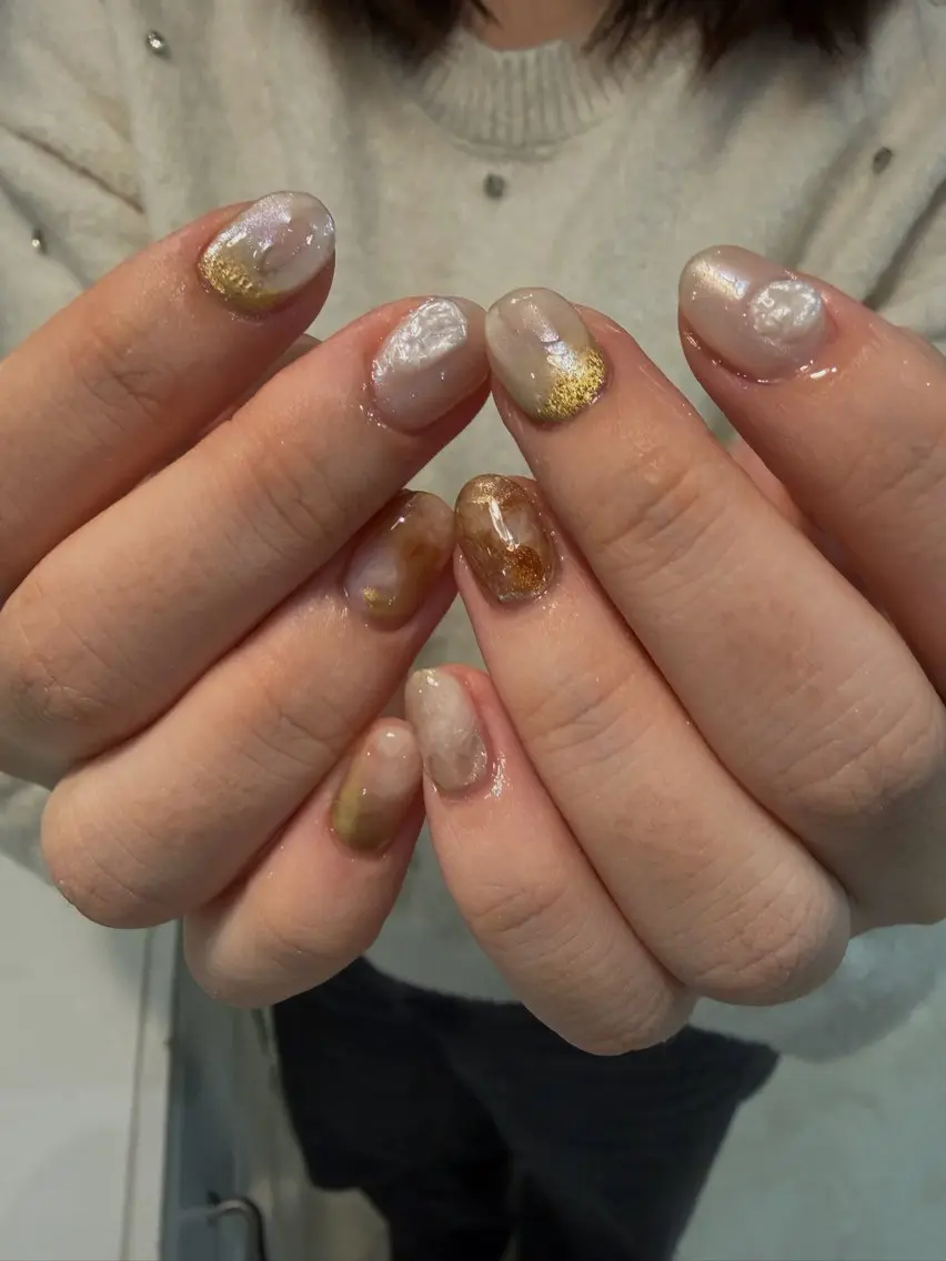 ネイル Salondevi2 isanaのネイルデザイン