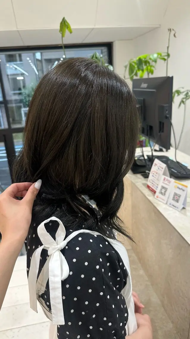セミロング カラー ヘアカラー トリートメント ブリーチ/ハイトーン 🧚🏻HARUKAのヘアスタイル