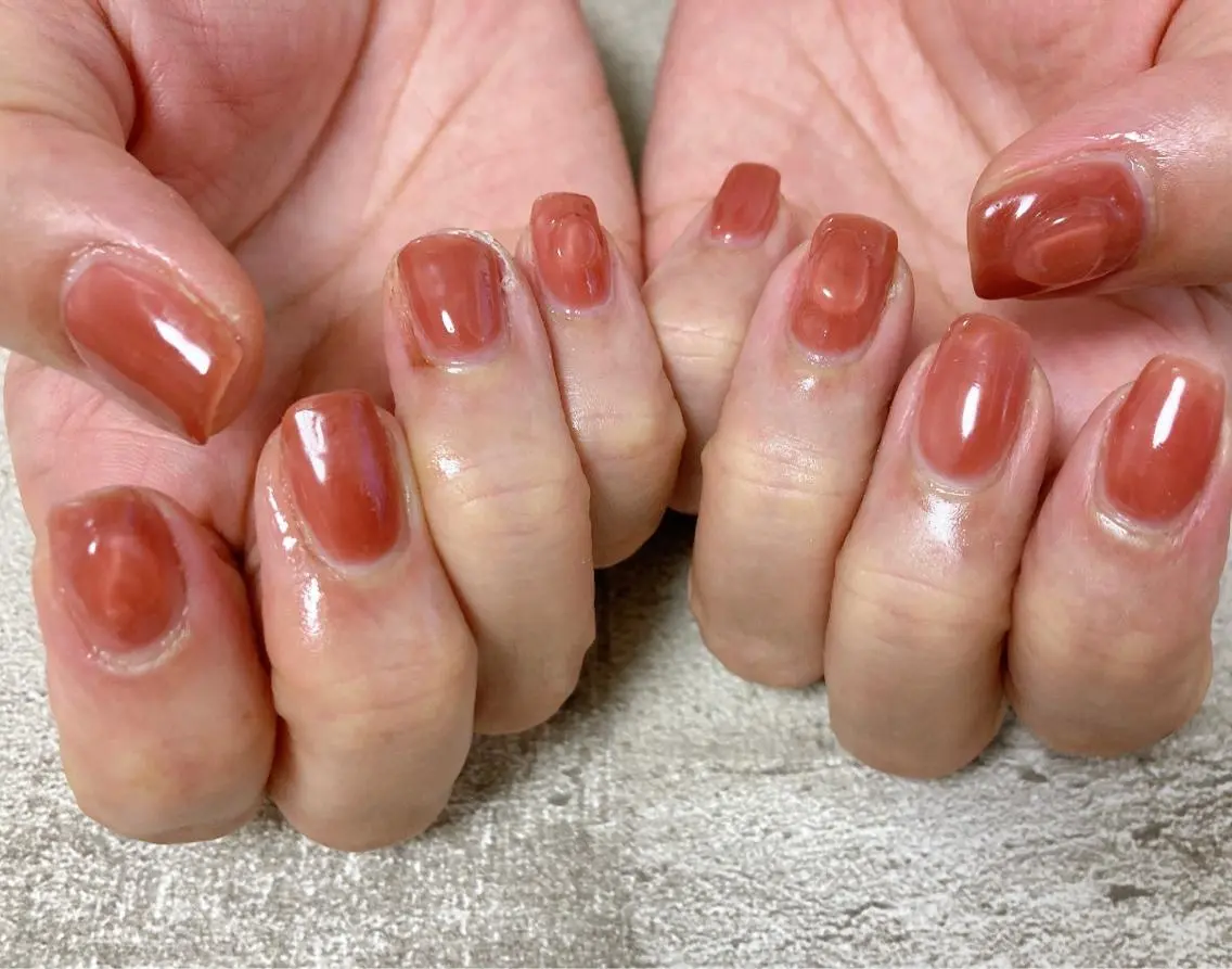 ネイル ワンカラーネイル ぷっくりネイル ハンドネイル mogunail &blowのネイルデザイン