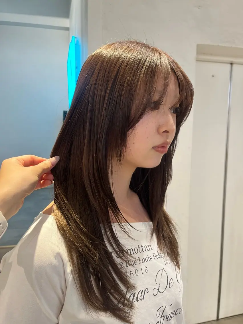 ロング カラー せりな🎀🕯️ /透明感カラーのヘアスタイル