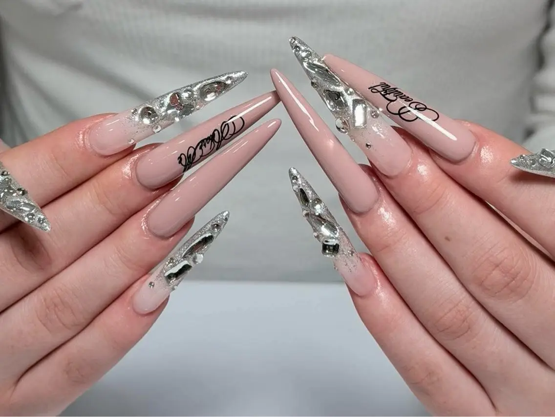 ネイル アニマル柄 べっ甲ネイル ボルドー ブラウン ジェルネイル ハンドネイル Belle Nail Salonのネイルデザイン