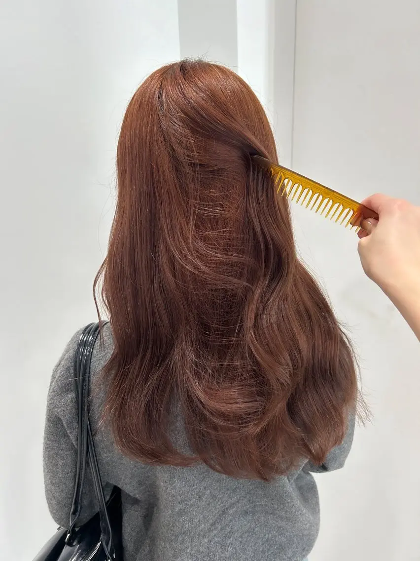 ロング カラー カット 縮毛矯正 愛結 暖色カラー🎀🩰のヘアスタイル