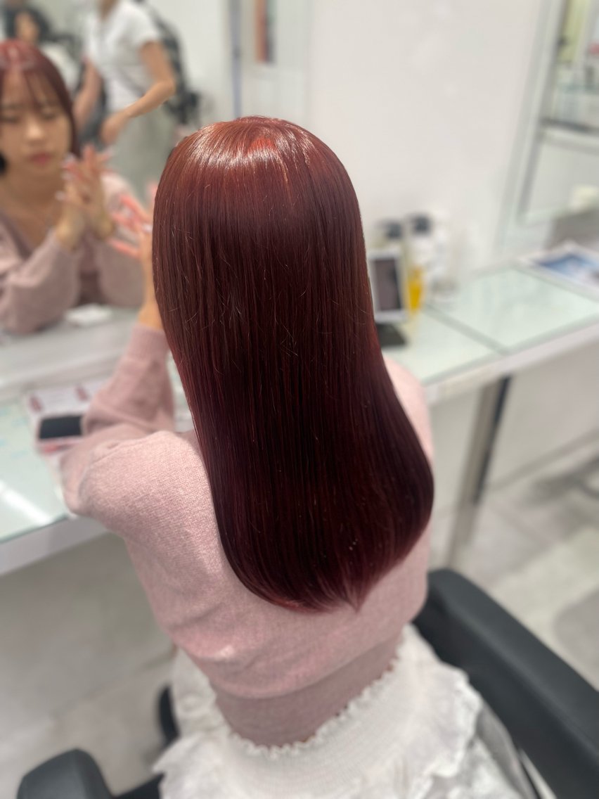 セミロング カラー ヘアカラー トリートメント トレンド暖色ヘア🍒 miu🍒のヘアスタイル