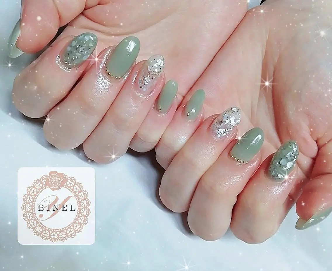 ネイル 持ち込み ニュアンスネイル ピスタチオネイル 夏ネイル ハンドネイル Nail Salon Y.BINELのネイルデザイン