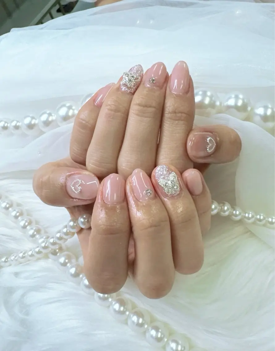 ネイル アートネイル ボルドー ドット フットネイル フレンチネイル Queeens nailのネイルデザイン