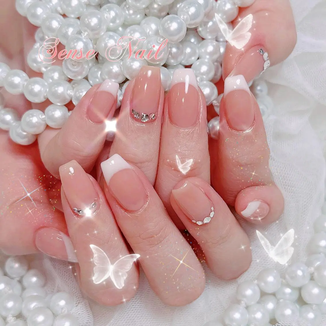 ネイル セミロング カラー パーマ ヘアアレンジ メンズ キッズ マツエク・マツパ アイブロウ Bunny 🐰のネイルデザイン