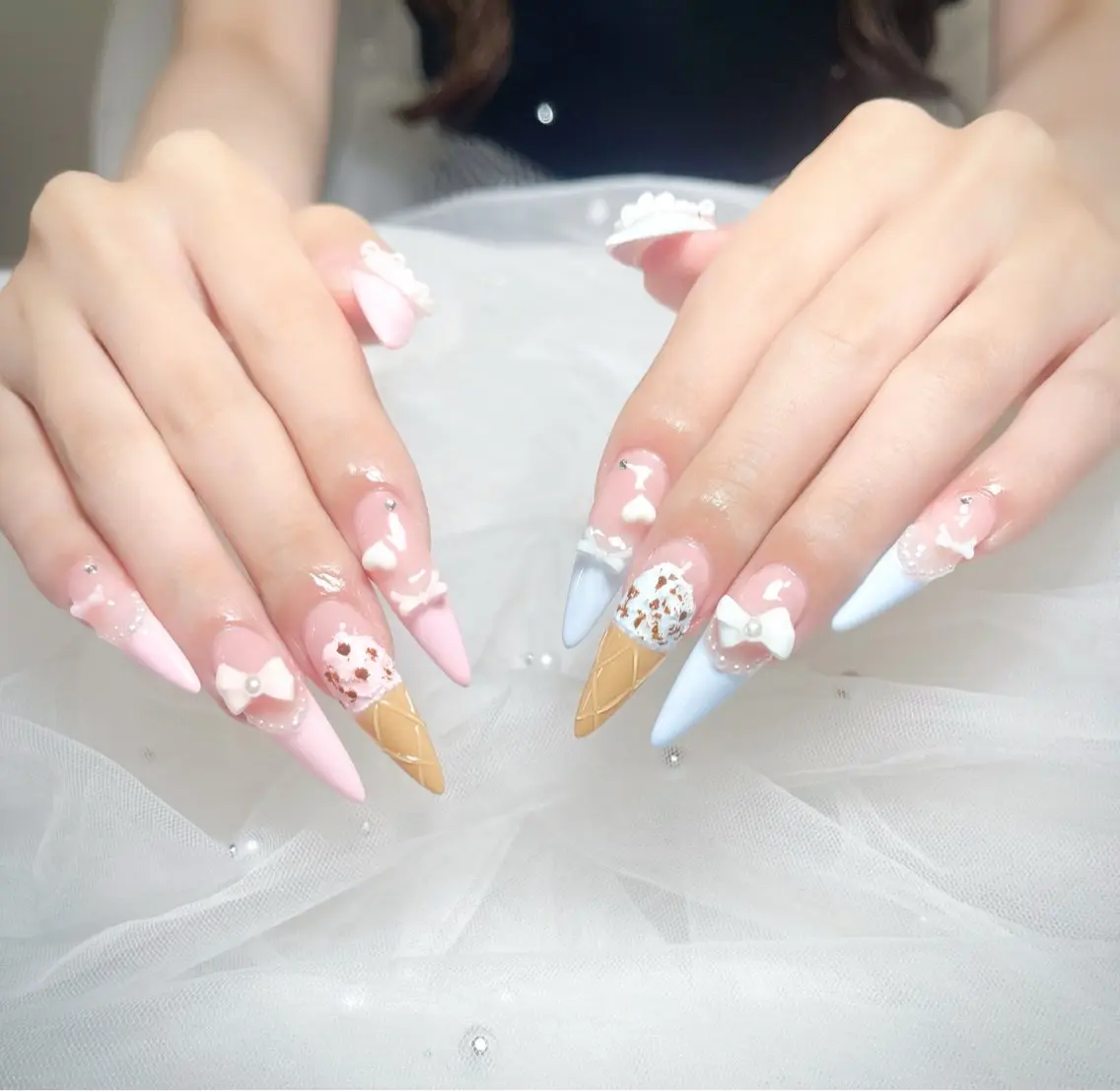 ネイル フットネイル ジェルネイル 韓国ネイル マグネットネイル 持ち込み ハンドネイル Huyn Nail Shinjyukuのネイルデザイン