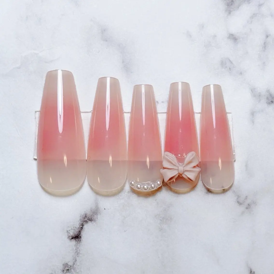ネイル 🍭Yun nail hyejin🌸のネイルデザイン