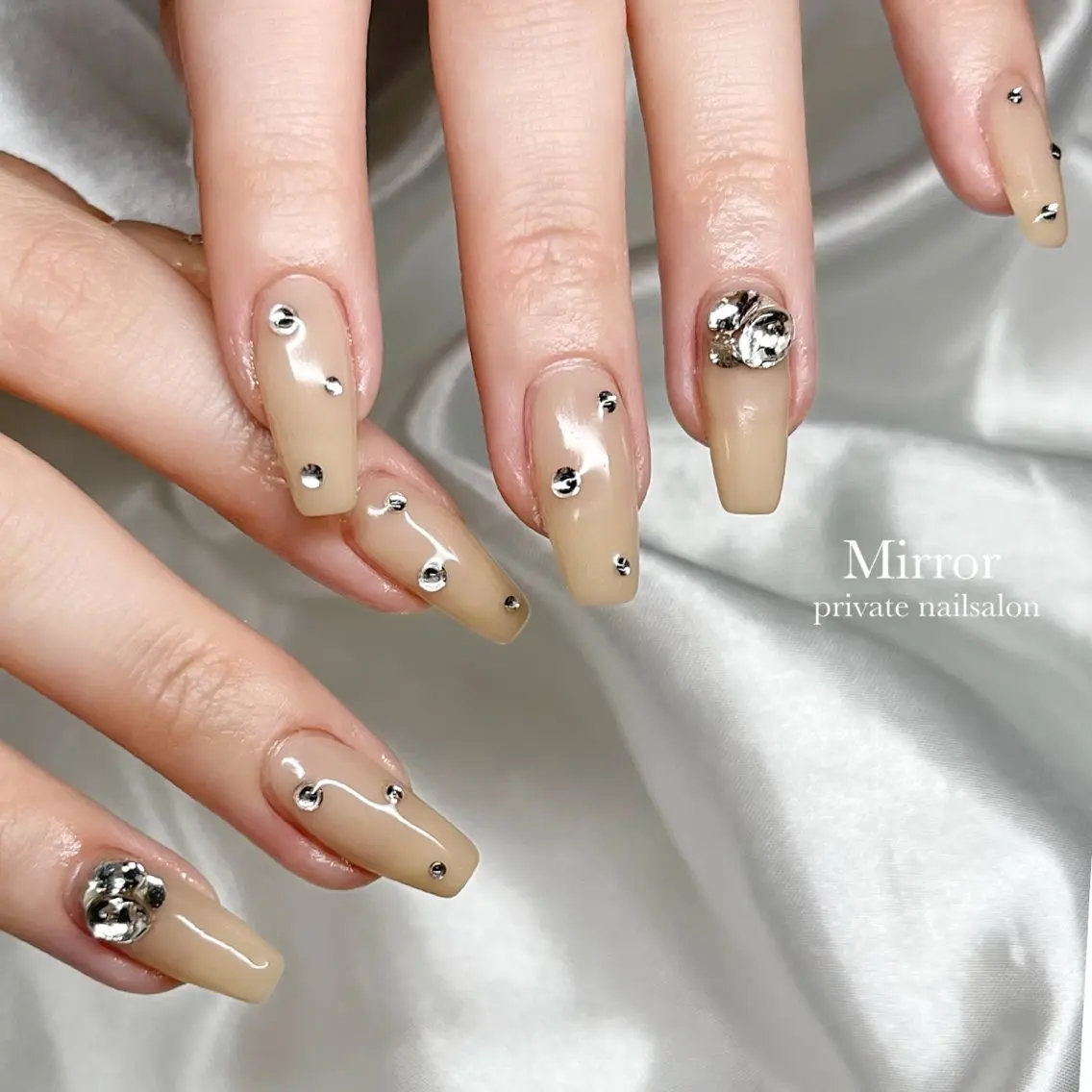 ネイル ハンドネイル nailsalon Mirrorのネイルデザイン