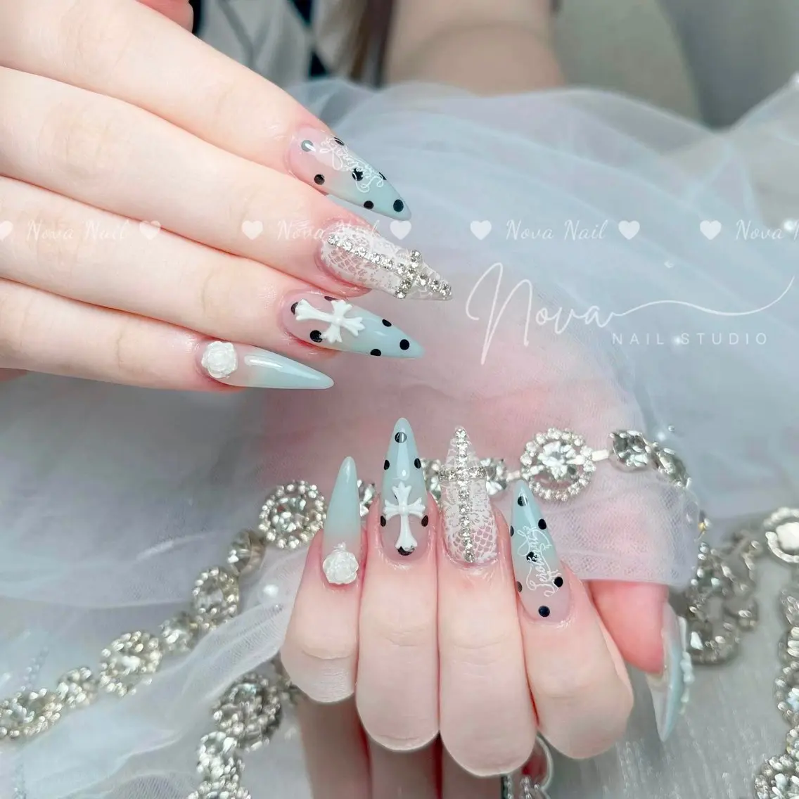 ネイル ハンドネイル ハンドケア Kitty Nail Novaのネイルデザイン