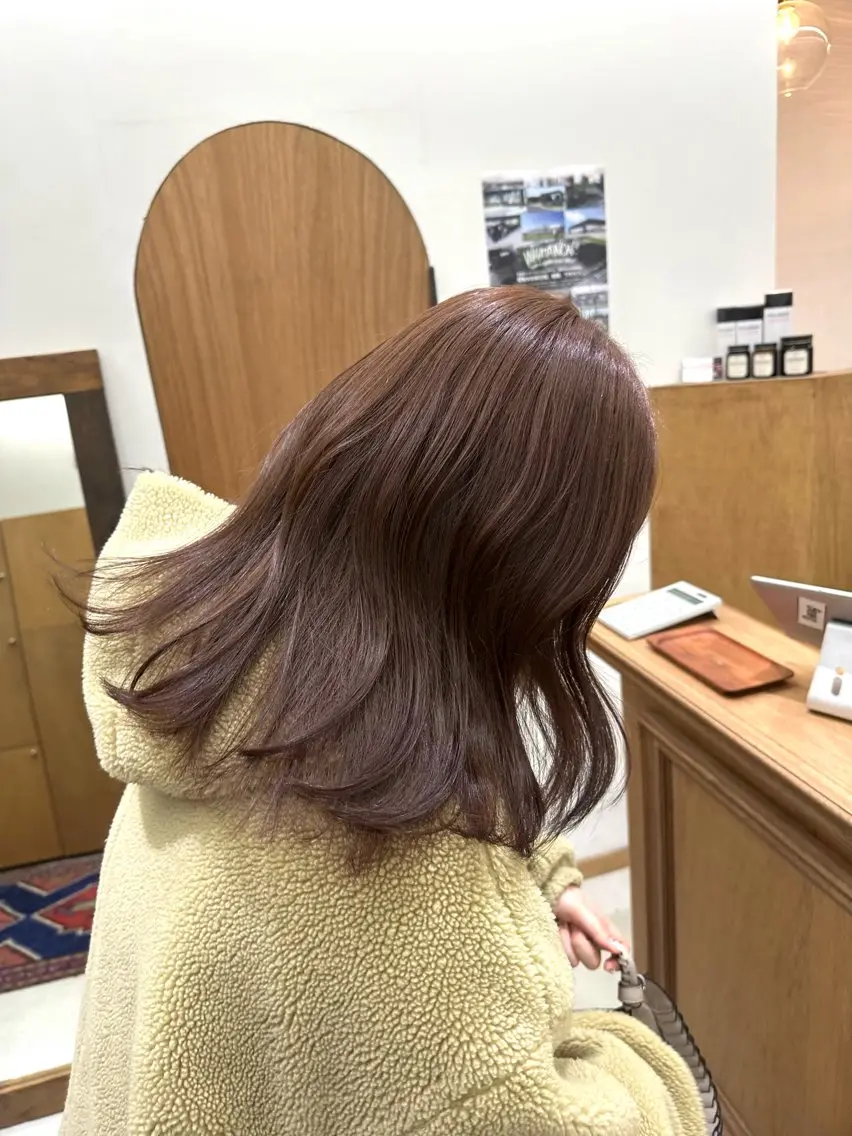 セミロング カラー ブリーチ ブリーチなしカラー ヘアカラー mana/オリーブ /髪質改善/レイヤーのヘアスタイル