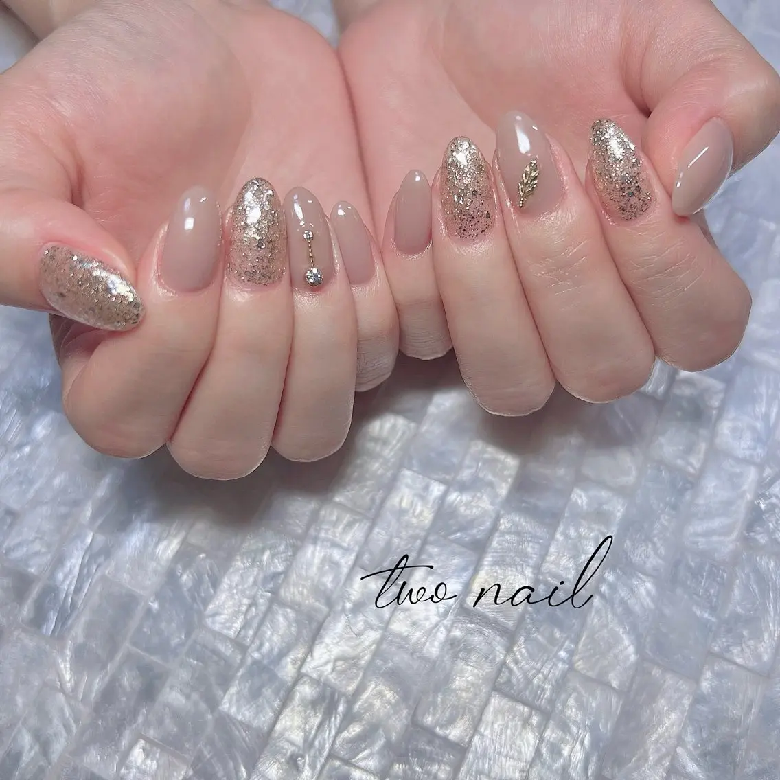 ネイル ネイルチップ ホワイト ハンドネイル two nailのネイルデザイン