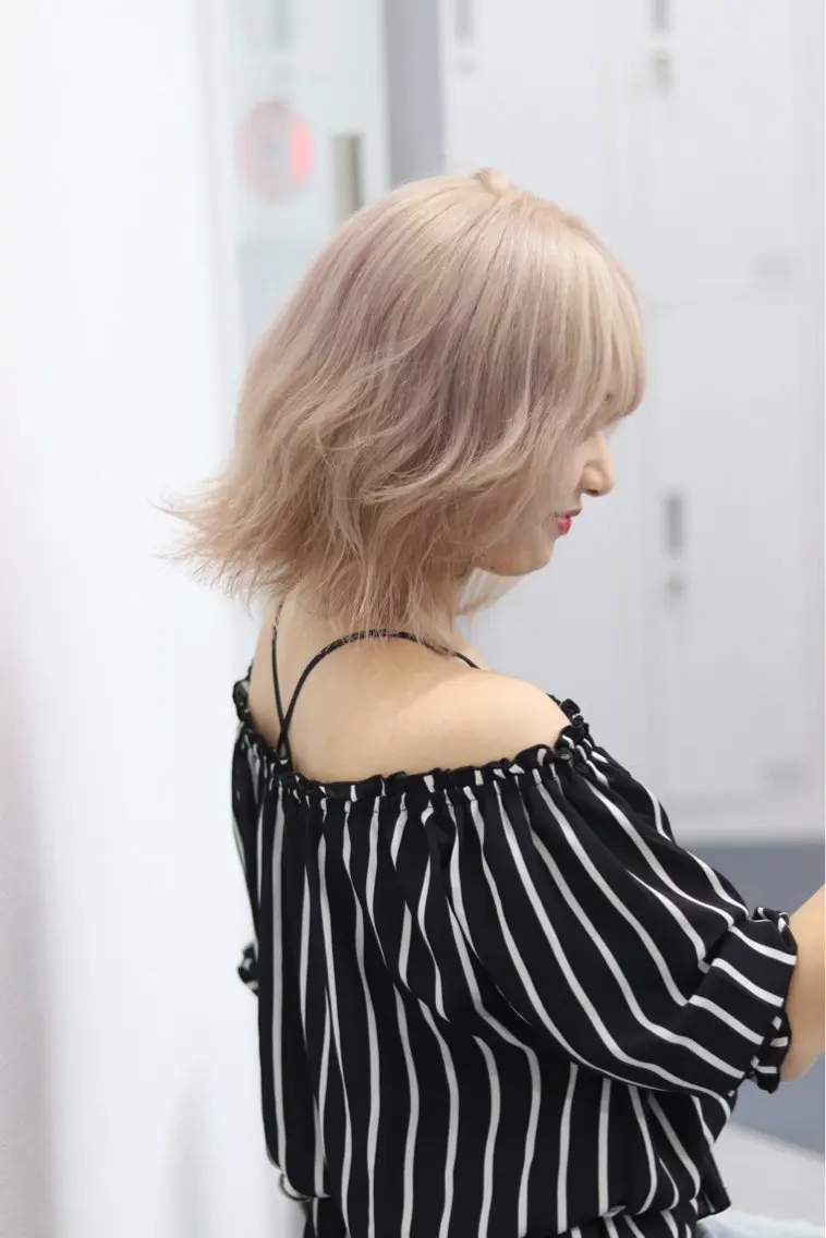 ショート カラー ヘアアレンジ 渋谷のブリーチカラー シェフ🧑🍳蓮のヘアスタイル