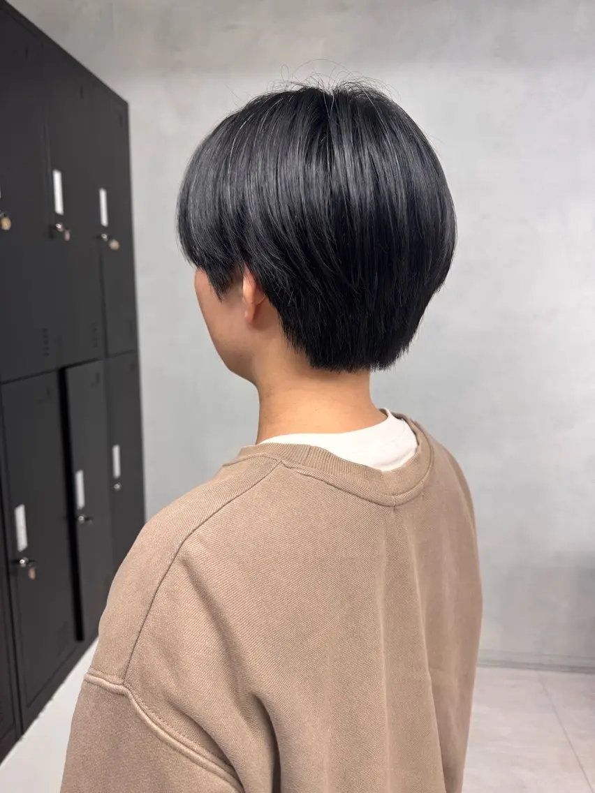 ショート 顔周りレイヤー /kokoro🦮のヘアスタイル