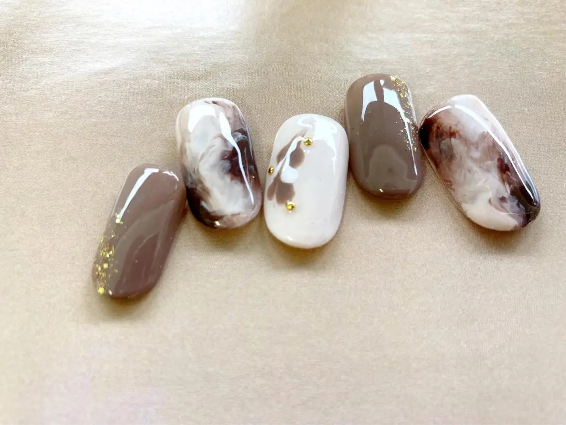 ネイル 手書きが得意🖌️ Y’s  nailのネイルデザイン