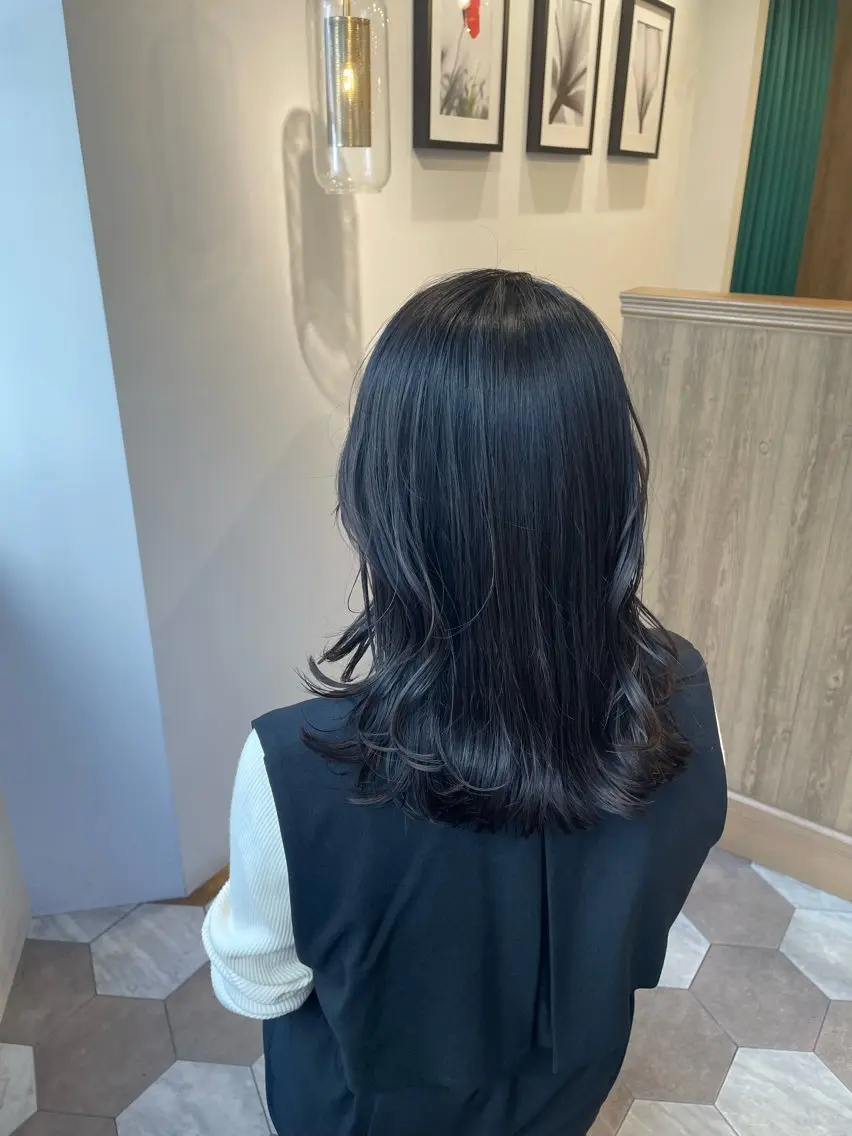 セミロング 顔まわりレイヤー レイヤーカット トリートメント カット ヘアカラー トリートメント 顔まわりcut🌿 Hinakoのヘアスタイル