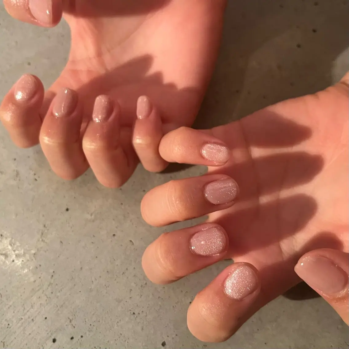ネイル キラキラネイル マグネットネイル ピンク ハンドネイル DariL Ayaのネイルデザイン