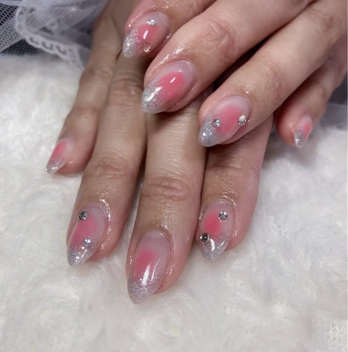 ネイル チークネイル マグネットネイル 持ち込み ハンドネイル nail... rrのネイルデザイン