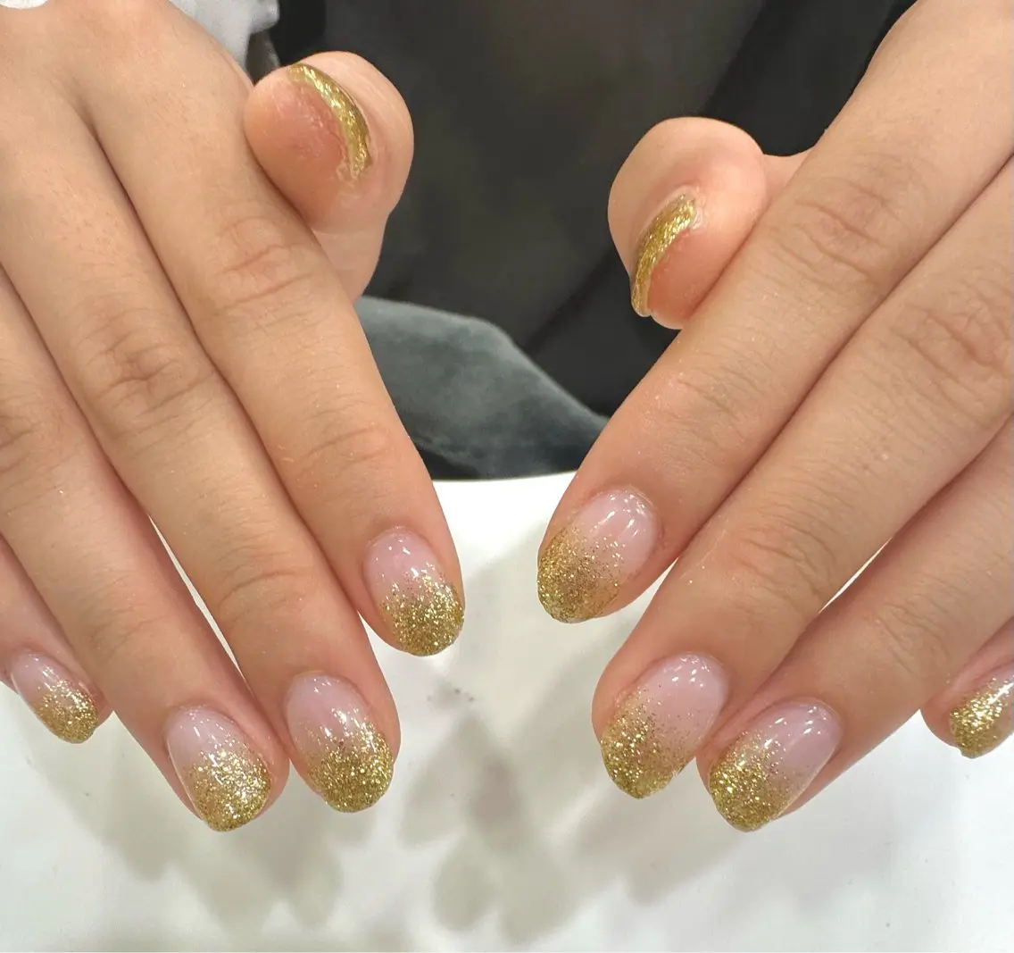 ネイル ラメ(グリッター) ラメグラデーション ハンドネイル girly nail / AOI 🎀のネイルデザイン