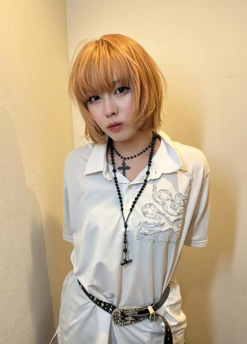 ロング カラー ベージュカラー ブリーチ デザインカラー ダブルカラー ハイトーンカラー 💖艶ハイトーン髪質 改善💖ケンシンのヘアスタイル