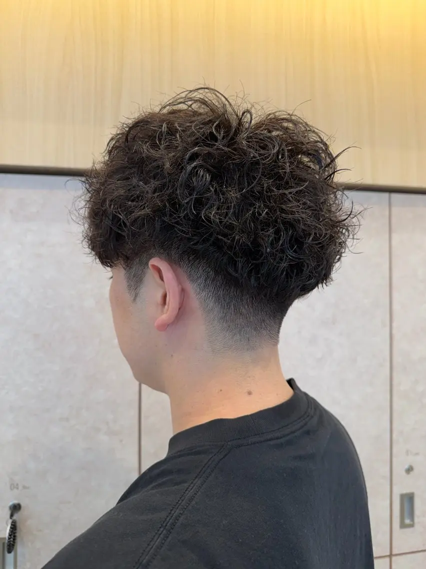 メンズ メンズパーマ カット パーマ LAULEA Renのヘアスタイル