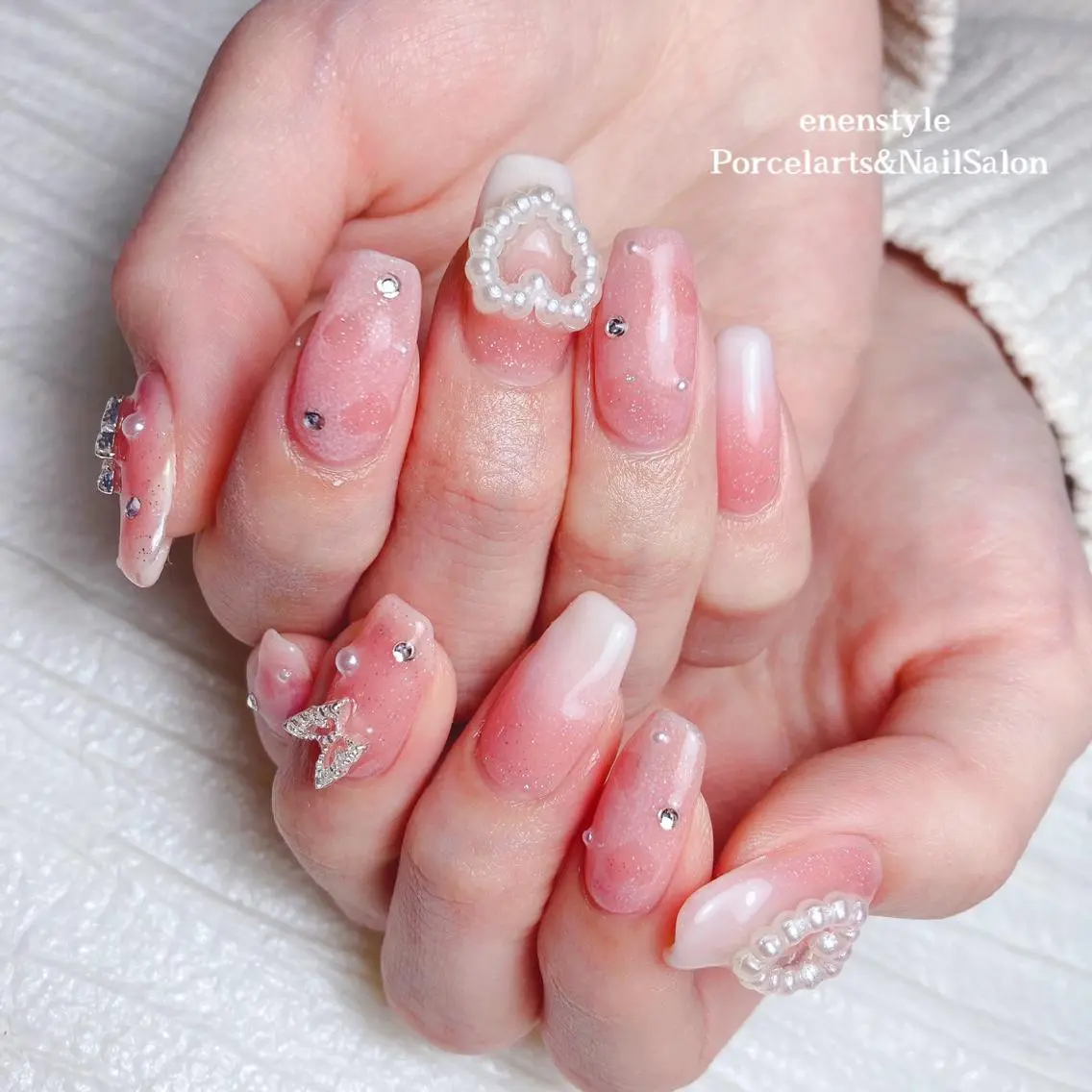 ミディアム ネイル 🐾enen style 🐾のネイルデザイン