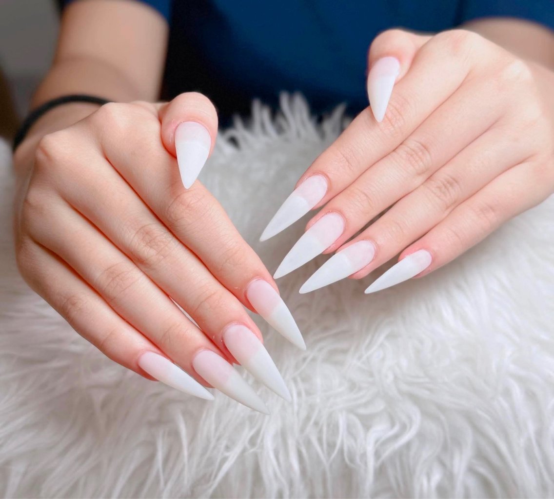 ネイル チークネイル フレンチネイル キラキラネイル 韓国ネイル マグネットネイル ハンドネイル yuuna hbabynailのネイルデザイン