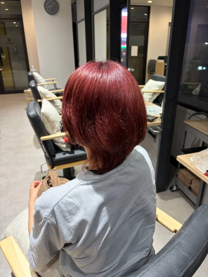 カラー レッドカラー chihiro 🕊️✨️のヘアスタイル