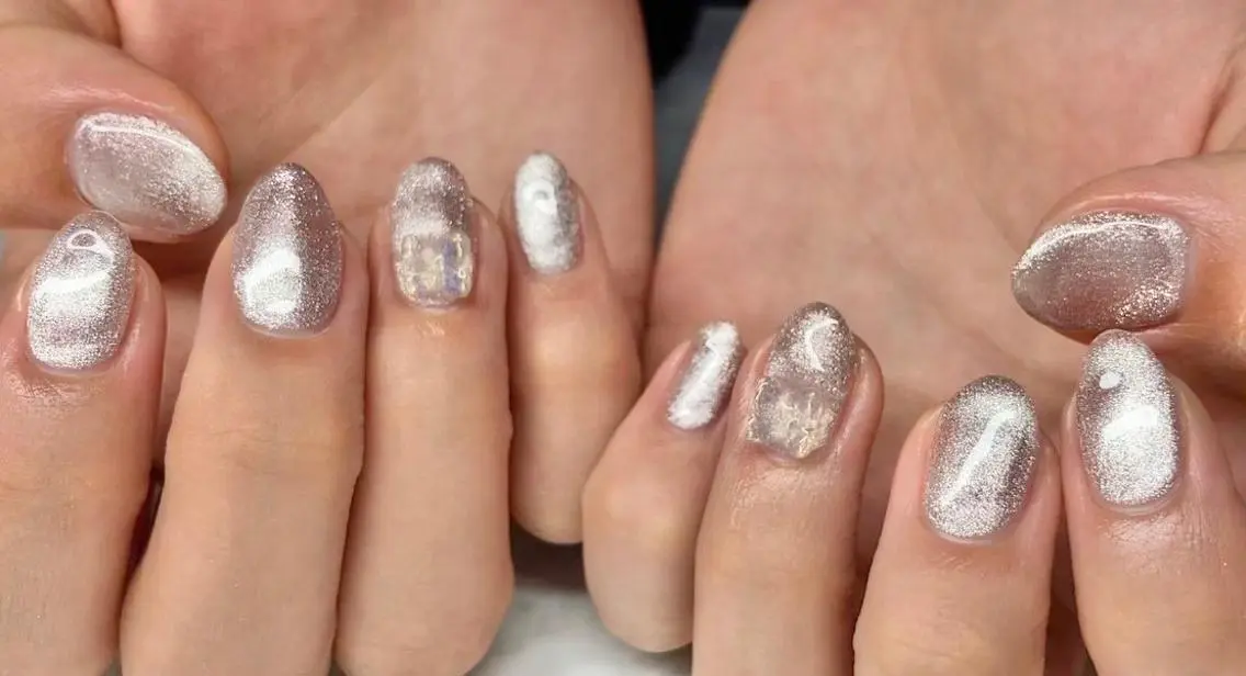 ネイル 長さ出し ジェルネイル 韓国ネイル マグネットネイル 持ち込み ハンドネイル Nail&eye Belire 新宿のネイルデザイン