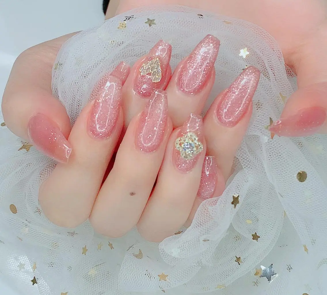 ネイル R salonのネイルデザイン