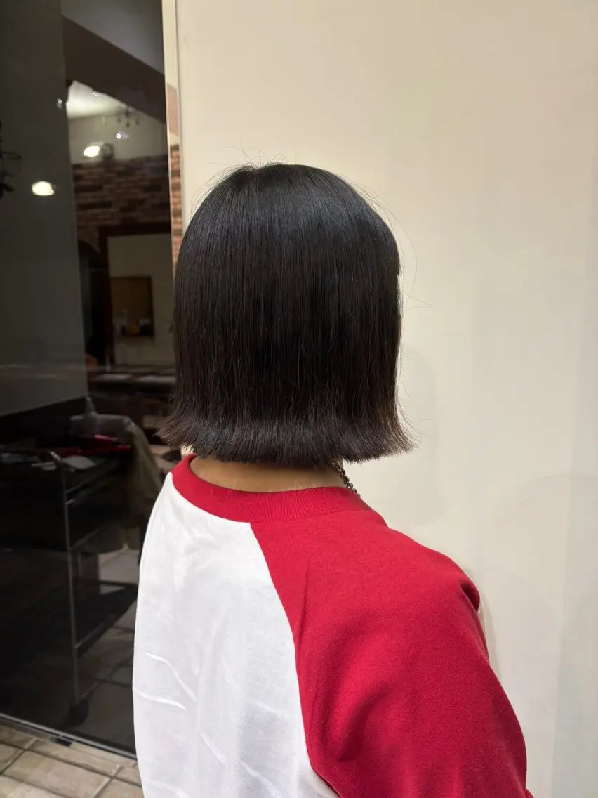 ショート 切りっぱなしボブ ボブ 外ハネヘア 岸本 恵美のヘアスタイル